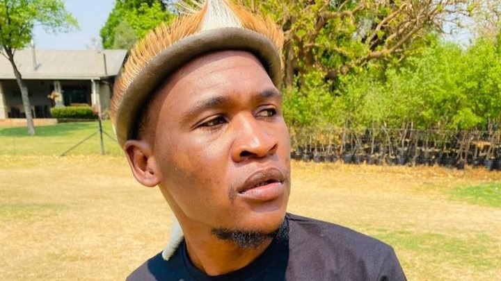 Musician Lalas Kholo released his song Mjolong after a disagreement with his lover. 