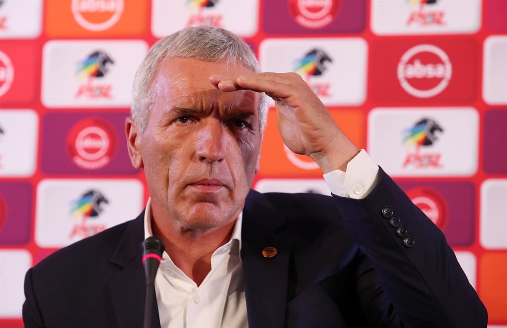 Kaizer Chiefs coach Ernst Middendorp has turned to modern technology to “train” his team in the wake of the country observing a 21-day lockdown amid the global Covid-19 coronavirus outbreak