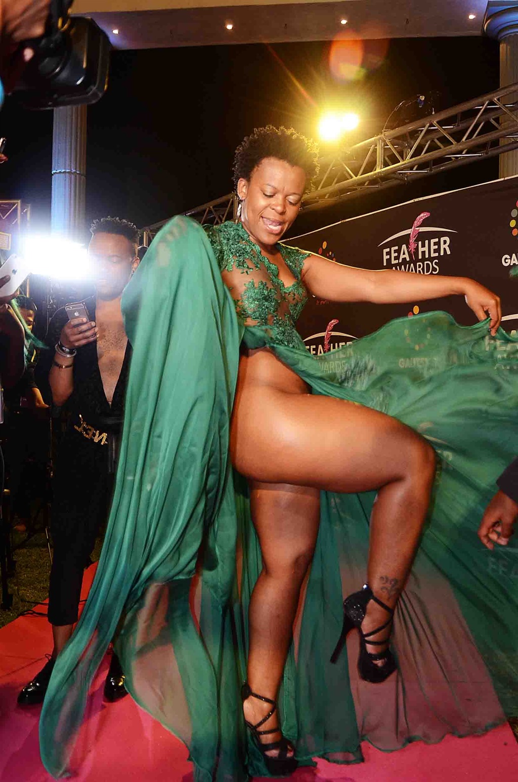 Out of hand': Fans react to Zodwa Wabantu without underwear