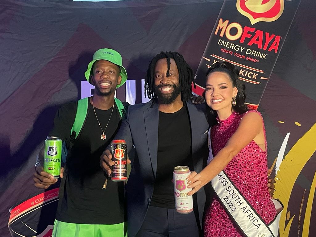 Musician Robot Boii, Mofaya founder DJ Sbu and Reigning Miss SA Natasha Joubert at the launch of Mofaya flavours.
