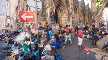 CAPE TOWN, SOUTH AFRICA ? NOVEMBER 28: A general v