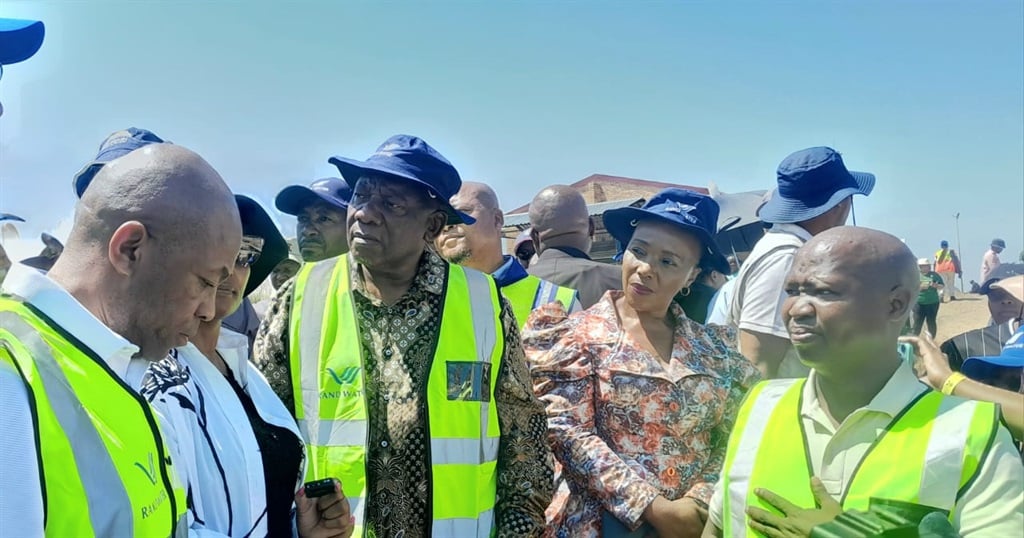 President Ramaphosa visited the Emfuleni Local Municipality to access the Sebokeng water plant treatment development. Photo by Tumelo Mofokeng