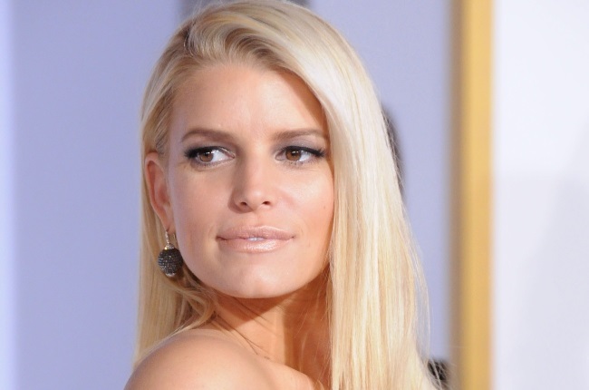 Jessica Simpson slams public scrutiny about her weight