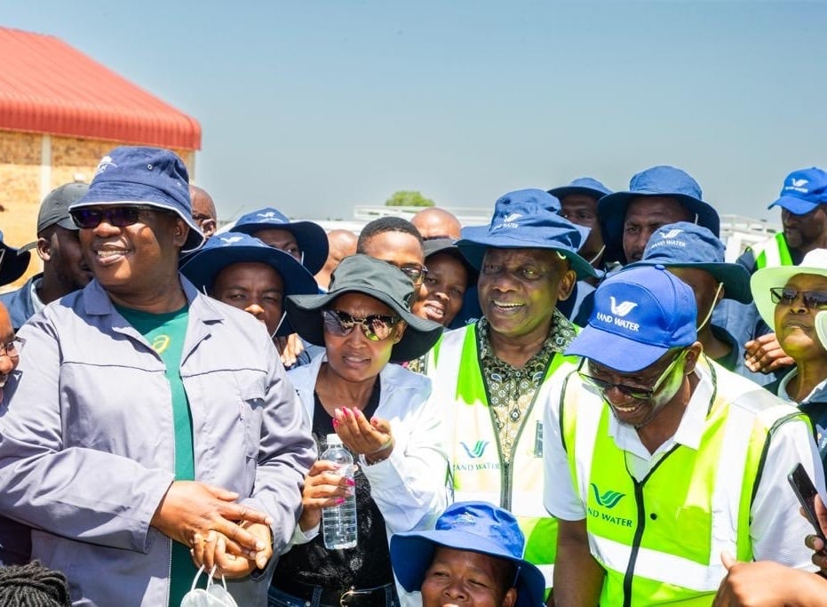 From Left: Gauteng Premier Panyaza Lesufi, Co-operative Governance and Traditional Affairs Minister Thembi Nkadimeng, President Cyril Ramaphosa, and Emfuleni Mayor Sipho Radebe during the presidential oversight visit in the Sedibeng District Municipality 