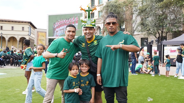 <p><em>Scores of Springboks fans have made their way to Montecasino in Fourways to show their support for the Boks.Siya Kolisi’s team will face the All Blacks in a rematch of the 1995 World Cup final.It will be a historic 4th World Cup win for either team. Alfonso Nqunjana / News24</em></p><p><em></em></p>