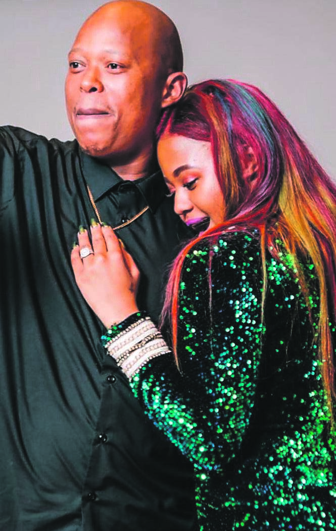 Gqom stars and couple Mampintsha and BabesWodumo had objects thrown at them at a festival.