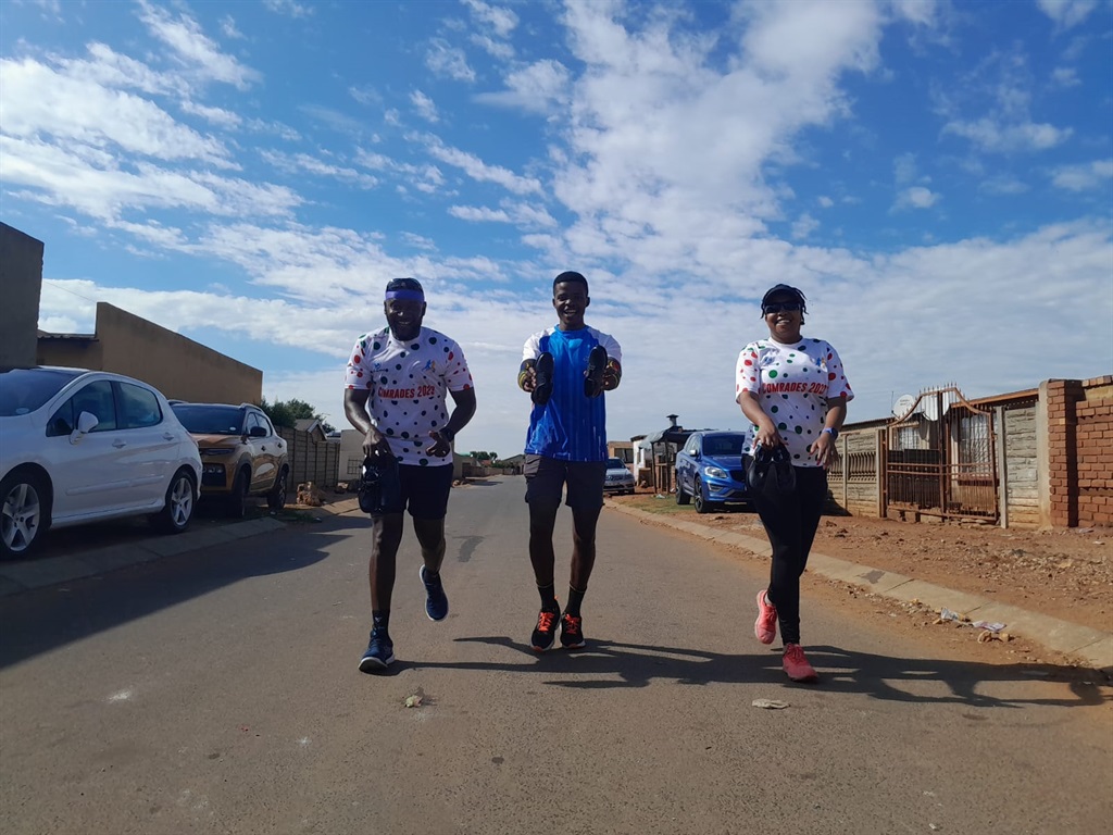 Team C 16 athletes, Ndumiso Moyo, Mahlatse Moela, 