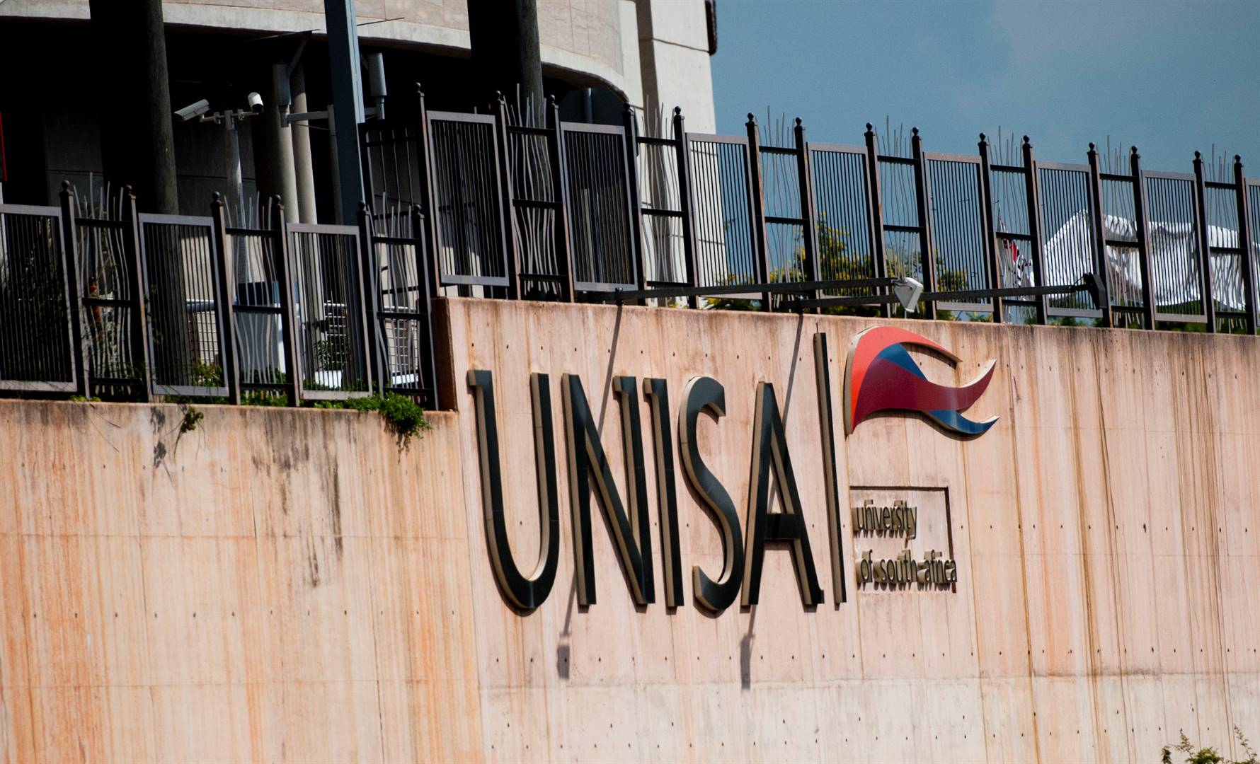 Unisa's acting vice-principal for finance, supply chain management and business enterprise Reshma Mathura received four "unsolicited" deposits into her account. (Argief/Gallo Images)
