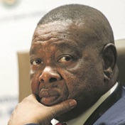 Nzimande told to stay away from Unisa 