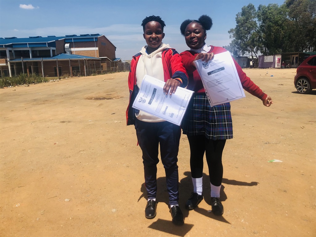 From left Mahuma Phoshoko, Lerato Khambule and Tebogo Machaka from Olievenhoutbosch Secondary School in Tshwane. Photo by Sylvester Sibiya