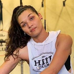 What does it take for Kim Engelbrecht to increase her strength and maintain her svelte figure?