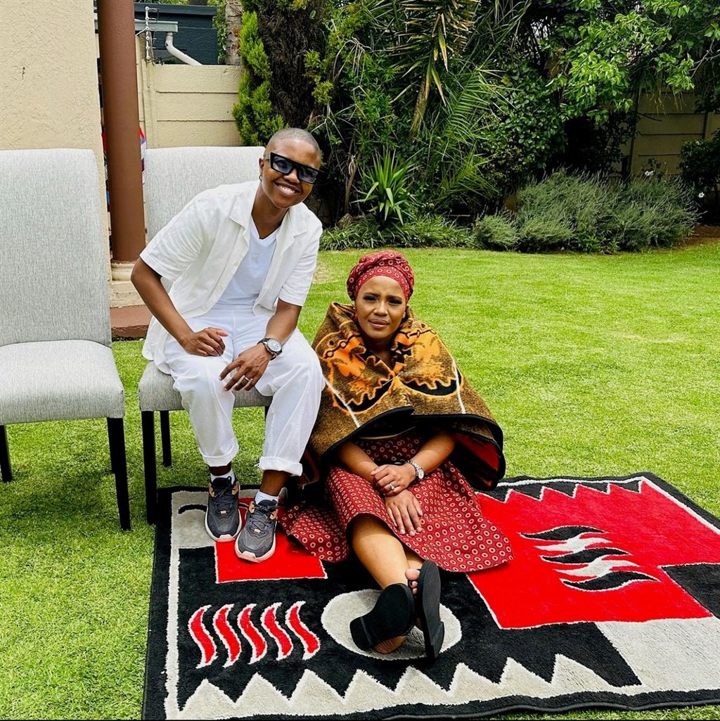 Mamelodi Sundowns Ladies and Banyana Banyana star Bambanani Mbane affirmed her commitment to her partner Tsholofelo Makgalemele over the weekend in a traditional ceremony.