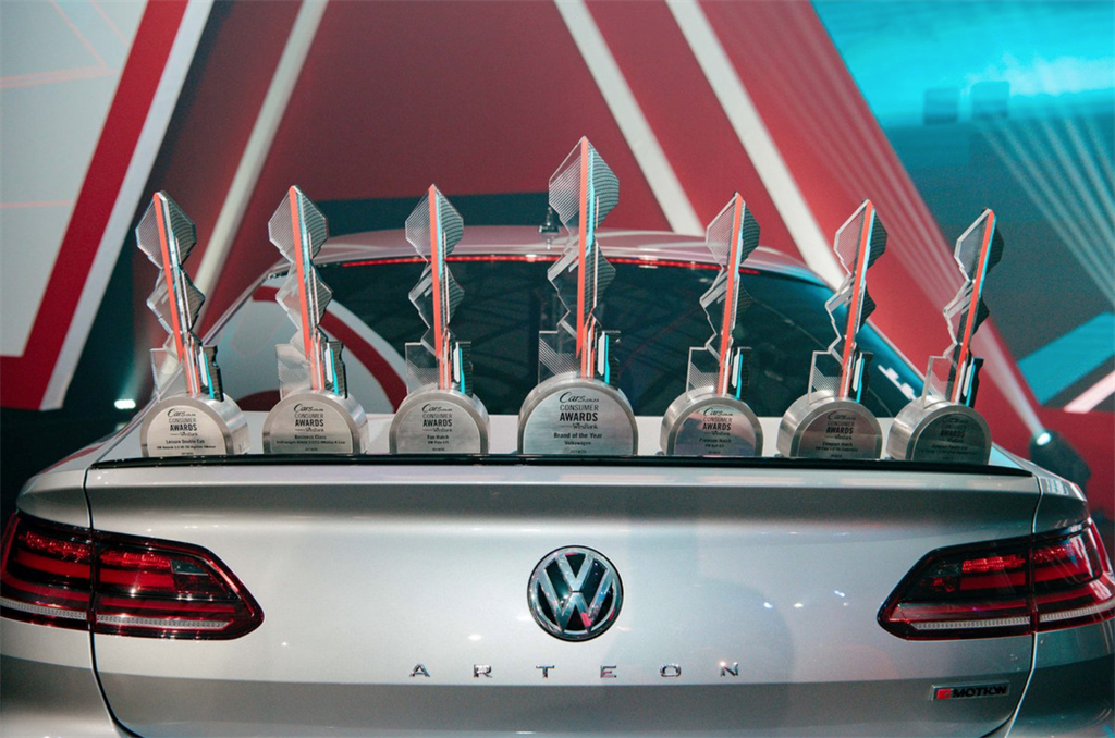 Volkswagen SA shows off the 7 awards they won at the Cars.co.za awards, including the prized Brand of the Year Award. Picture: Cars.co.za