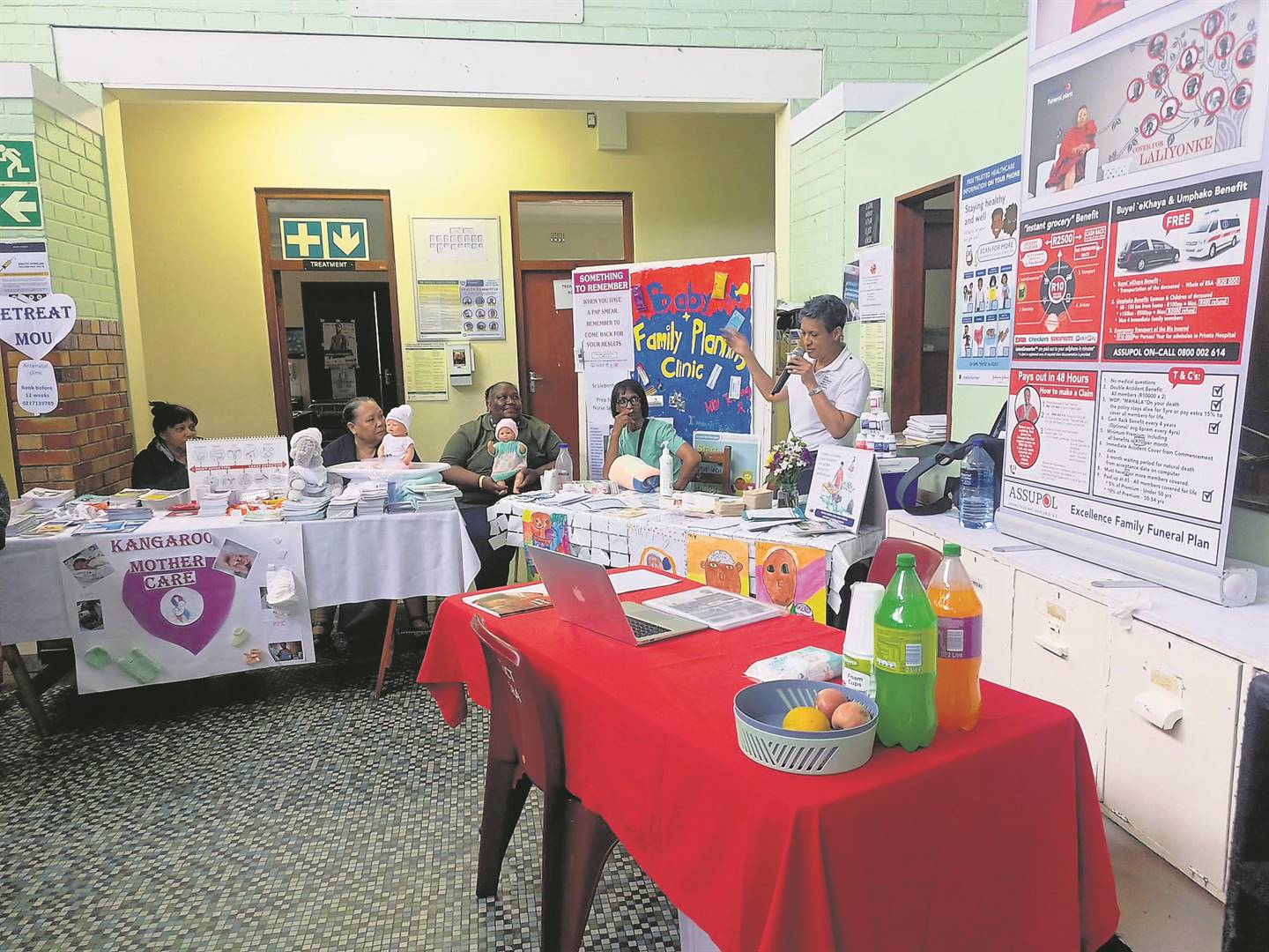 Around 200 residents attended an open day at Retreat Health Centre.PHOTOS: Natasha Bezuidenhout