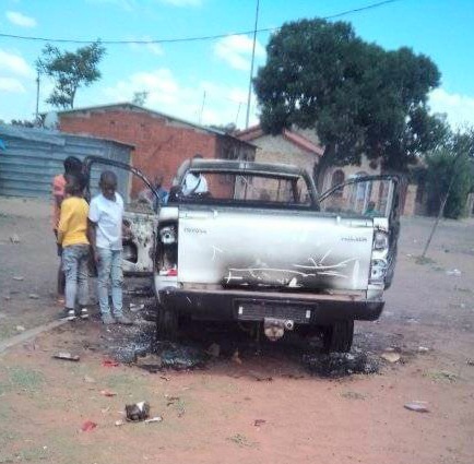 A bakkie belonging to one of the foreign shop owners has been torched in Bophelong township in the Vaal.  Photo by Tumelo Mofokeng