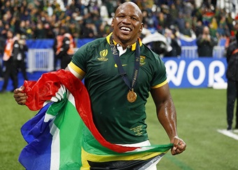 Mbonambi slams 'unprofessional' England over Curry allegations