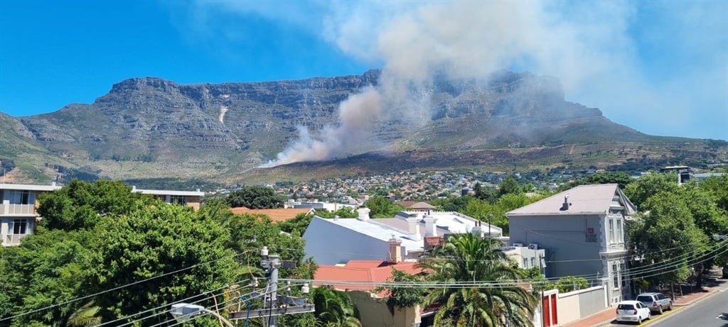 News24 | UPDATE | Table Mountain fire put out within hours