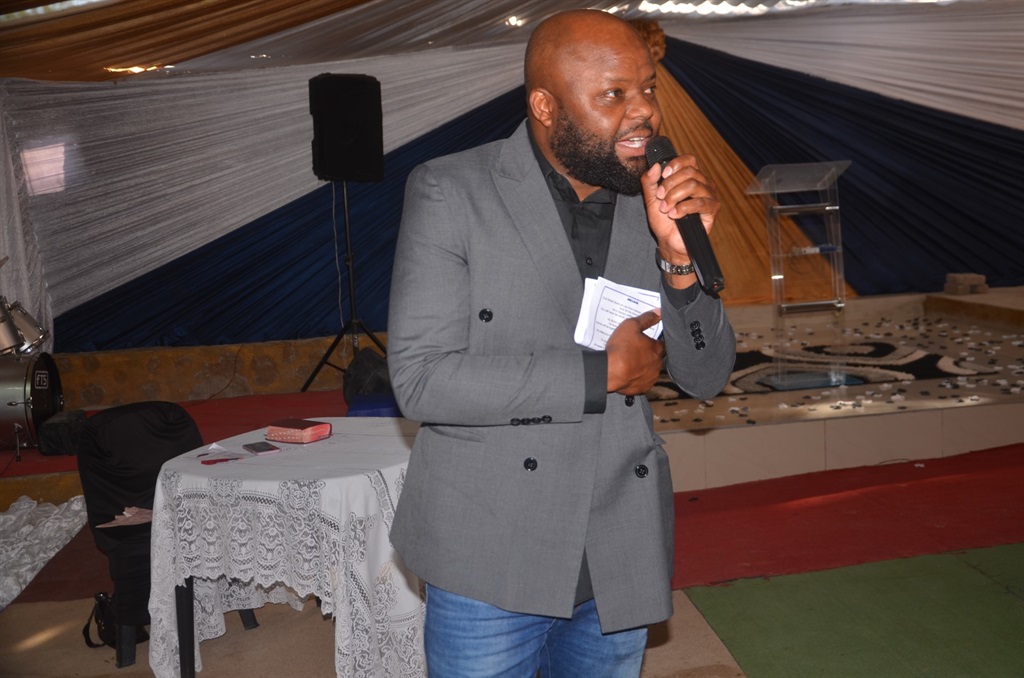 Ward Councillor Shadow Hlatshwayo urged residents to report crime. Photo by Oris Mnisi 
