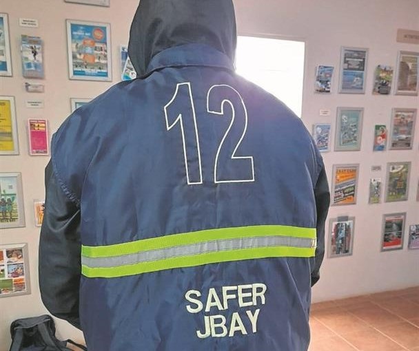 Several selected preferred car guards have been provided with new reflective jackets.                  