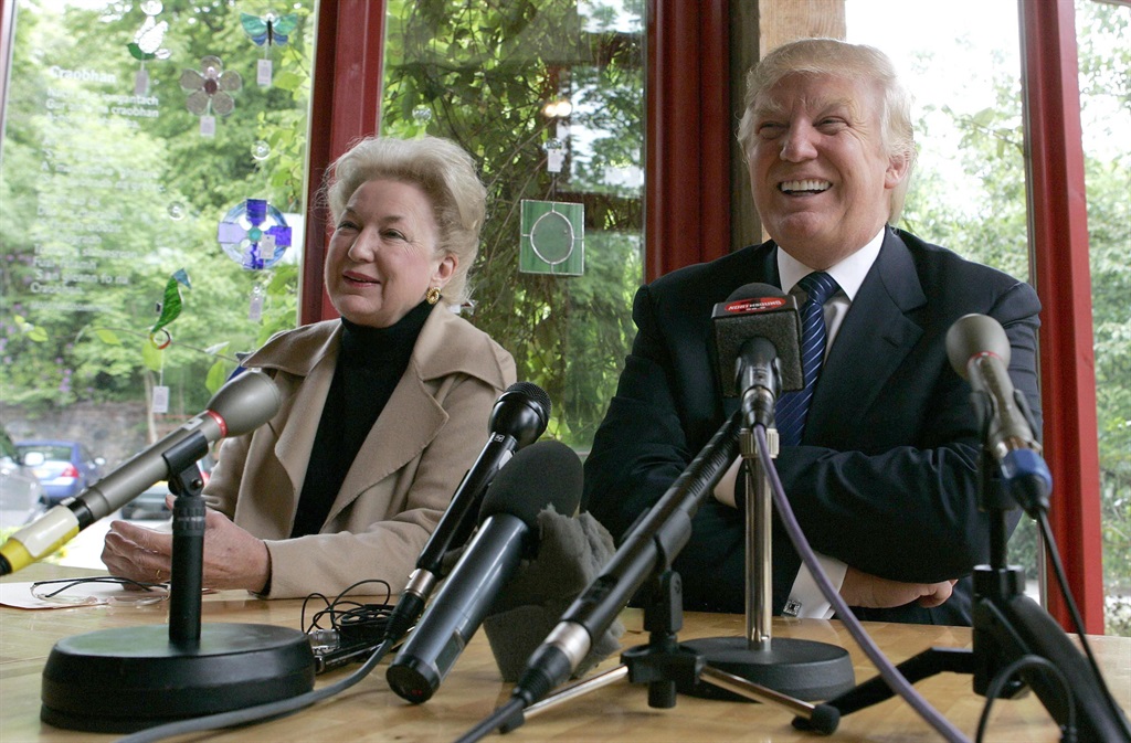 Donald Trump with sister Maryanne Trump Barry, at a press conference in 2008. (Photo by Andrew Milligan/PA Images via Getty Images)