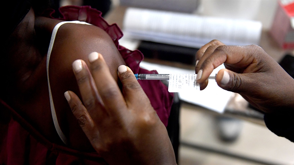 Vláda 19: Namíbia by mohla do októbra zničiť ďalších 330 000 úrovní vakcín