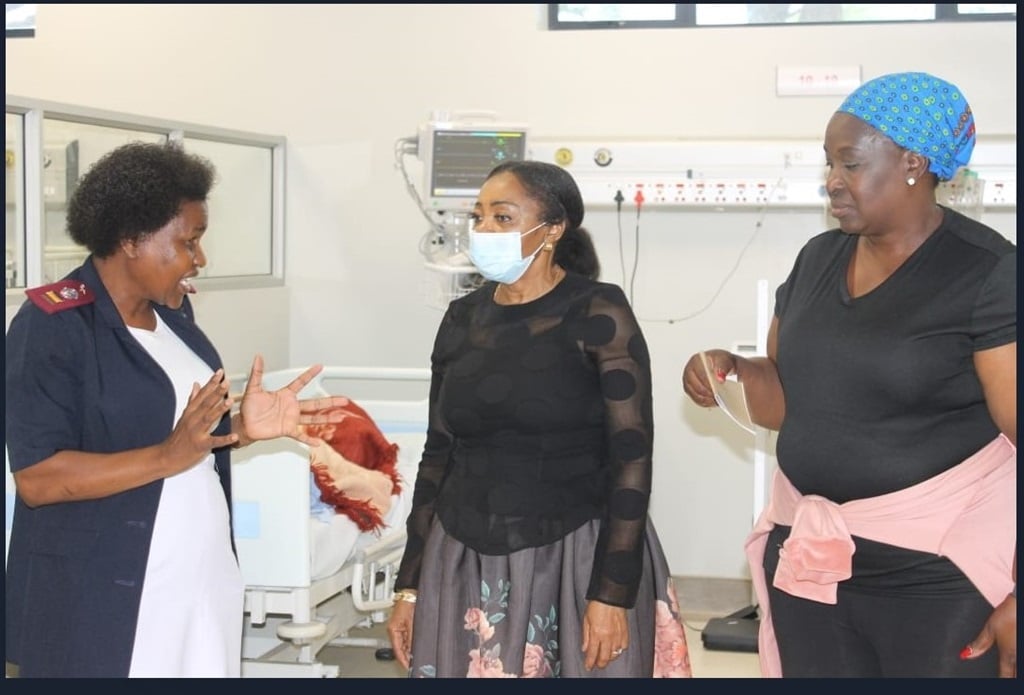 Public service and administration deputy minister Dr Chana Pilane-Majake listening to some of the complaints from patients and staff members. Photo by Thokozile Mnguni