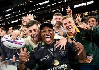 WATCH | Bongi downs a beer with Sharks supporters to celebrate Challenge Cup win