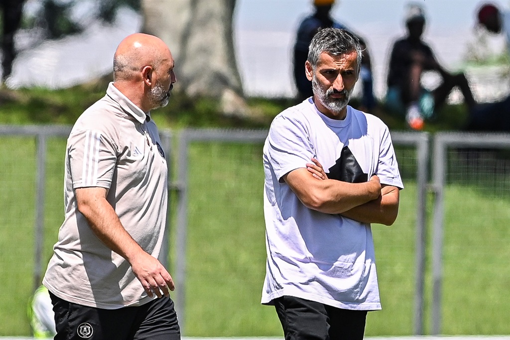 HAMMERSDALE, SOUTH AFRICA - DECEMBER 17: Jose Riveiro, head coach of Orlando Pirates during the DStv Premiership match between Golden Arrows and Orlando Pirates at Mpumalanga Stadium on December 17, 2023 in Hammersdale, South Africa. (Photo by Darren Stewart/Gallo Images)