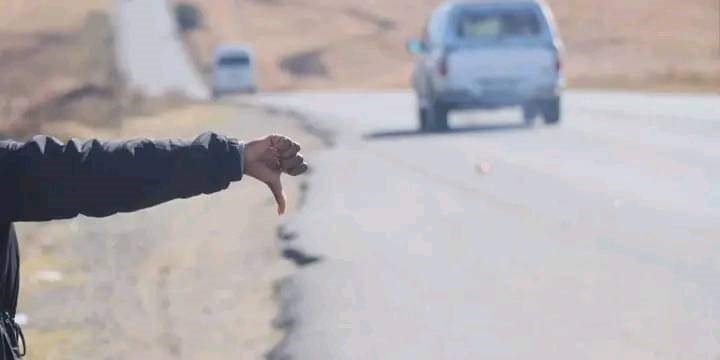 Police have warned residents against hitchhiking vehicles they do not recognise.