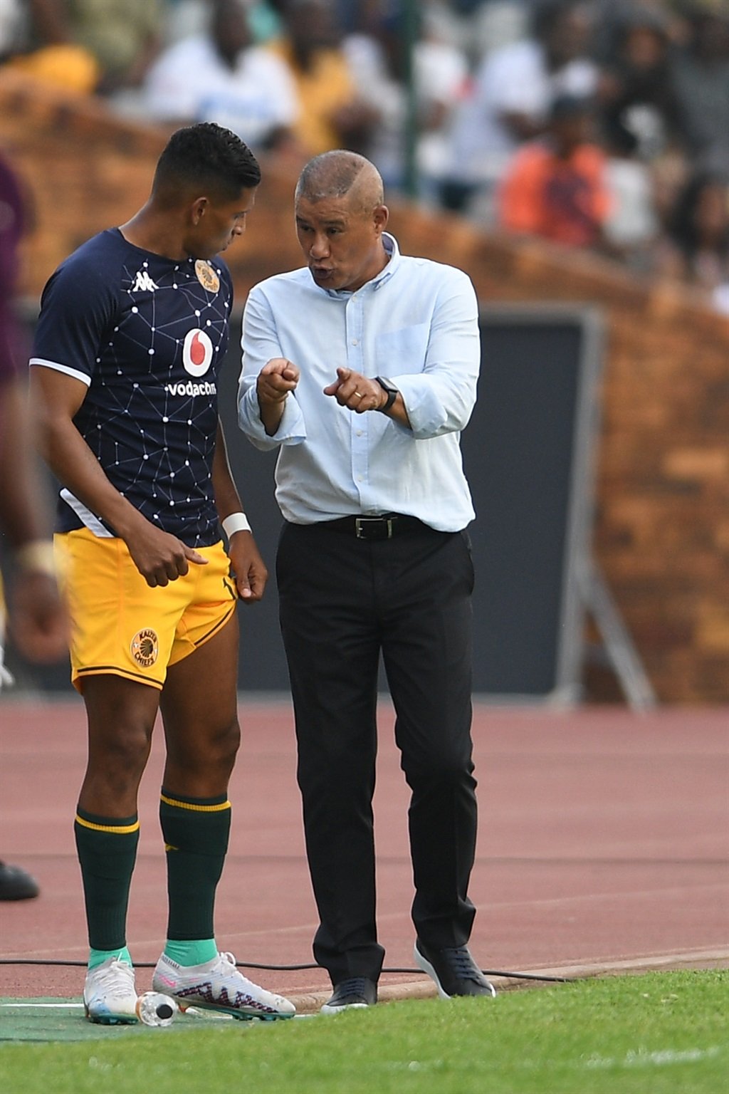 JOHANNESBURG, SOUTH AFRICA - NOVEMBER 26: Edson Castillo of Kaizer Chiefs and Cavin Johnson during the DStv Premiership match between Moroka Swallows and Kaizer Chiefs at Dobsonville Stadium on November 26, 2023 in Johannesburg, South Africa. (Photo by Lefty Shivambu/Gallo Images)