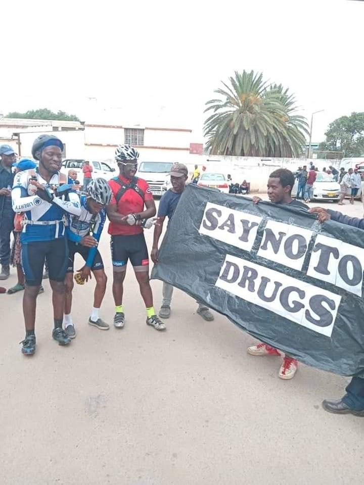 Cyclist Meli Ndlovu (42) led the drug awareness ri