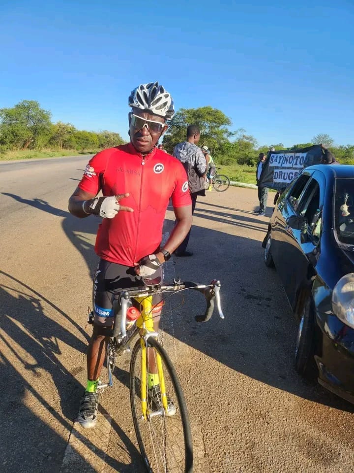 Cyclist Meli Ndlovu (42) led the drug awareness ri