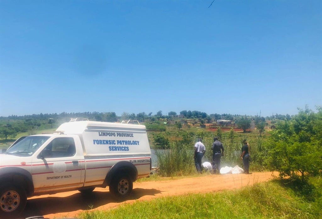 Forensic pathology services members at the scene of the incident in Magangeni Village. Photo by Thembi Siaga