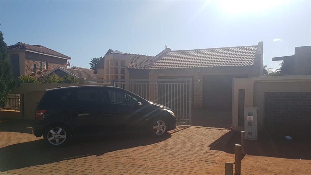 Ex-Eskom bosses homes have been hit after a court order, assets worth R1.4 billion taken.