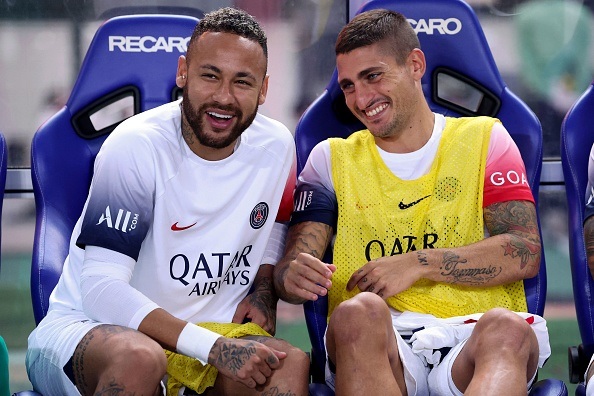 Marco Verratti (right) reportedly has an uncanny clause included in his contract at Al Arabi.