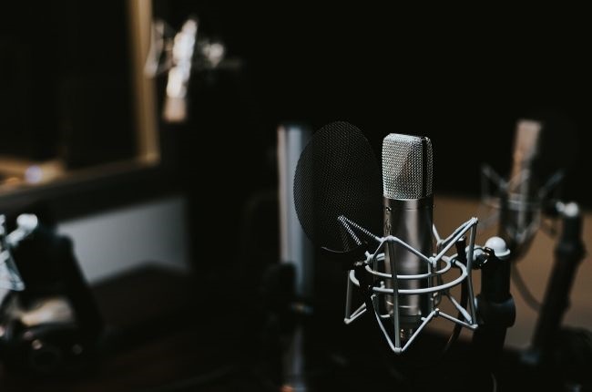 Condenser microphone in a studio. 