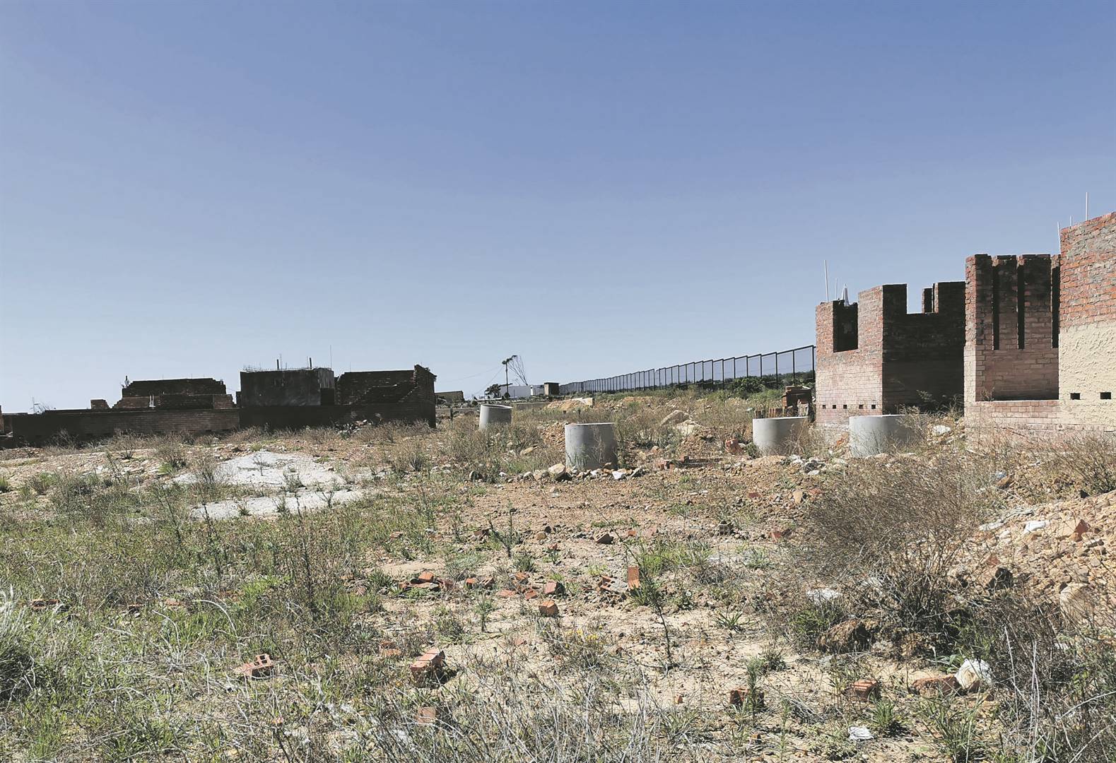 Twenty-six years after the dawn of democracy, scores of pupils are still having to learn in dire conditions in the Eastern Cape as a result of empty promises made by the provincial government. Picture: Lubabalo Ngcukana/City Press
