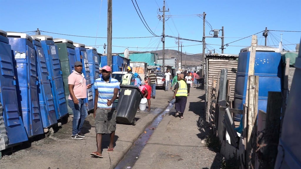 The Western Cape government plans on moving thousands of people living in informal settlements, to temporary sites. 