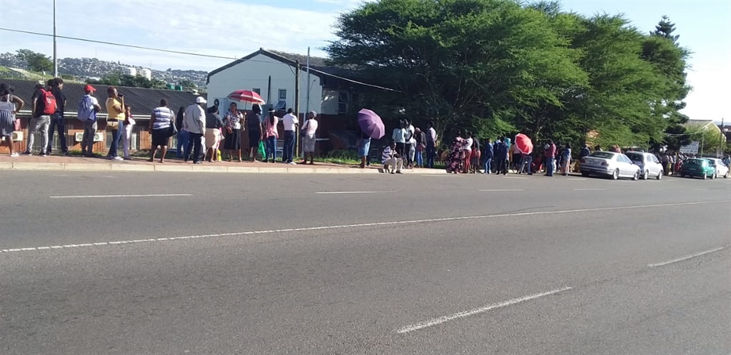 Patients outside the KwaMashu Health Care Centre standing in the line outside the c wasentre's premises. Photo by Mbali Dlungwana